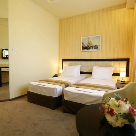 Best Western Plus Briston Отопень Екстер'єр фото